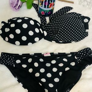 Crossover polka dot bikini